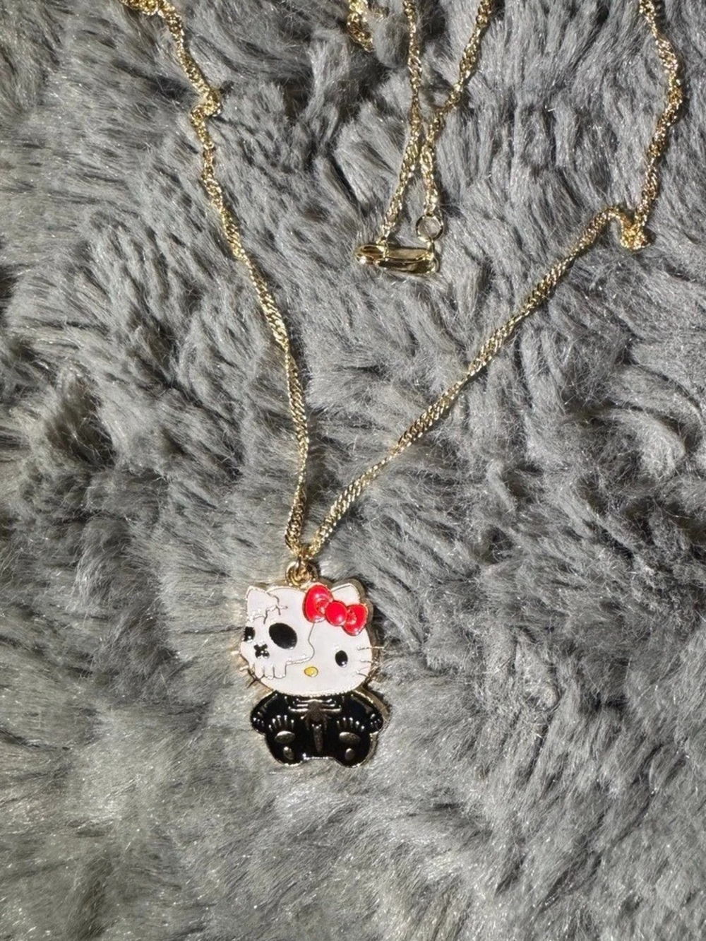 Hello Kitty  Halloween Pendant Necklace in Gold & Black . Gold-plated